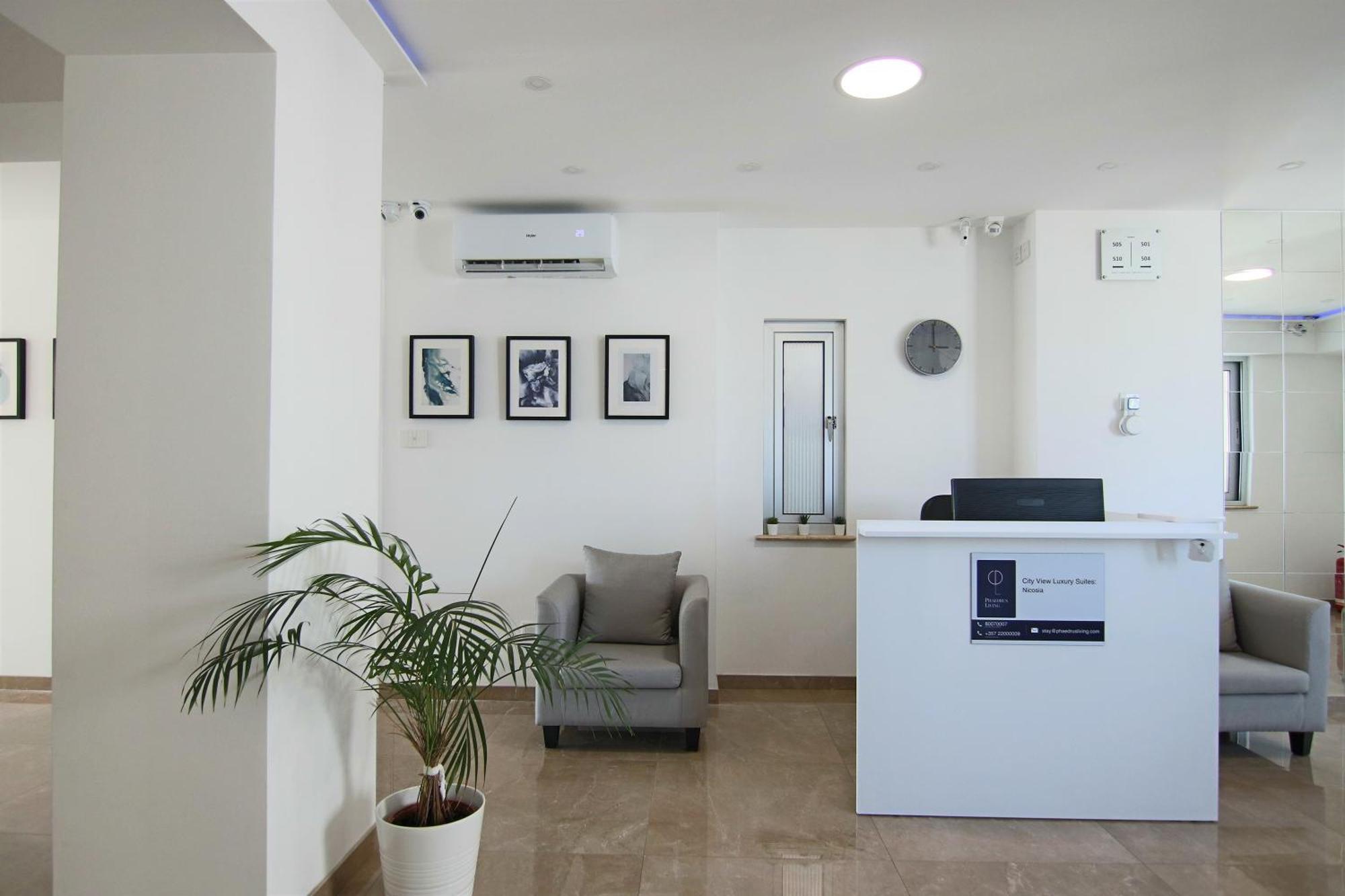 Phaedrus Living: Luxury Suite Nicosia 509 Ngoại thất bức ảnh